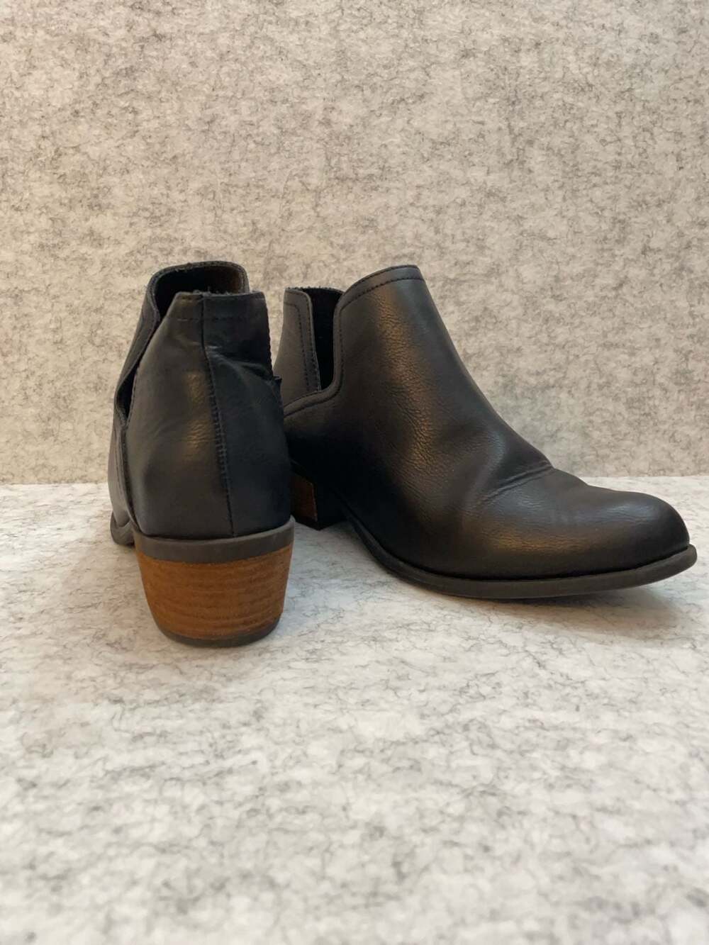 b.o.c. Born Concept Black V-Notch Block Heel Ankle Booties - Picture 10 of 10
